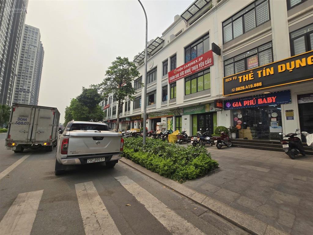 Bán mảnh đất vàng dương khuê, dt 50m2, mt 4,5m, thông số cực đẹp, kd, ô tô vào đất giá chào 15,5 tỷ