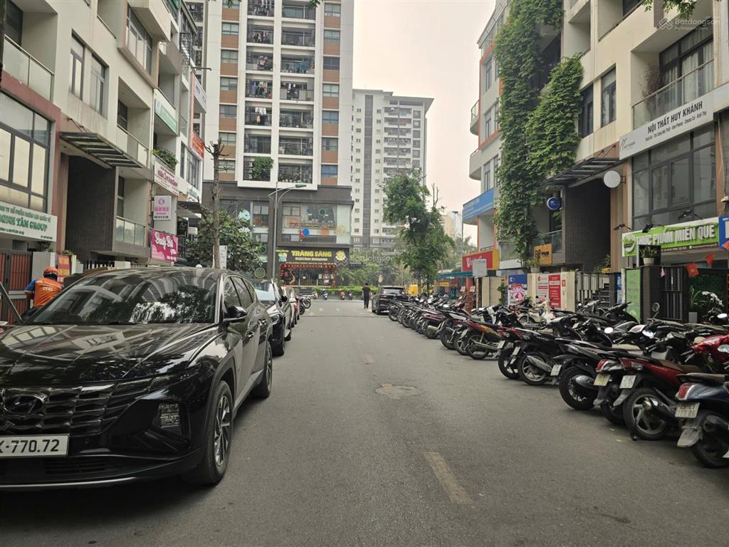 Bán mảnh đất vàng dương khuê, dt 50m2, mt 4,5m, thông số cực đẹp, kd, ô tô vào đất giá chào 15,5 tỷ