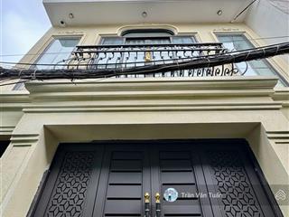 Tòa căn hộ dich vụ ở thụy phương gần hv tài chính ,ngõ oto 95m2 7t, 20p cho thuê 110tr/t, giá 18 tỷ