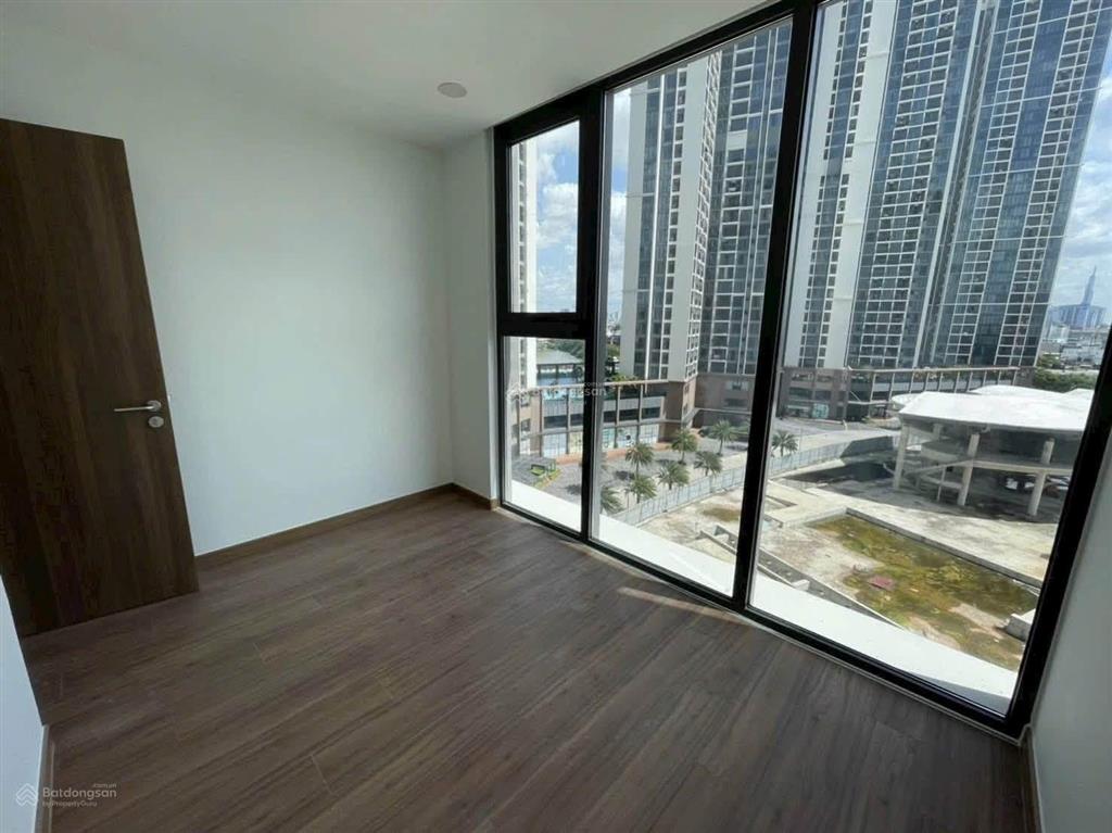 Bán gấp căn góc 2pn tại eco green quận 7