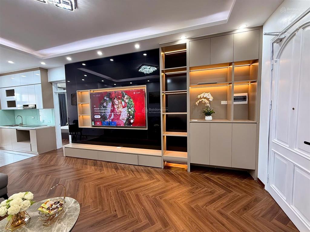Gia đình cần bán căn hộ chính chủ imperia garden,10,3 tỷ, 79m2, 3pn, 2wc, sổ đỏ,  0396 592 ***