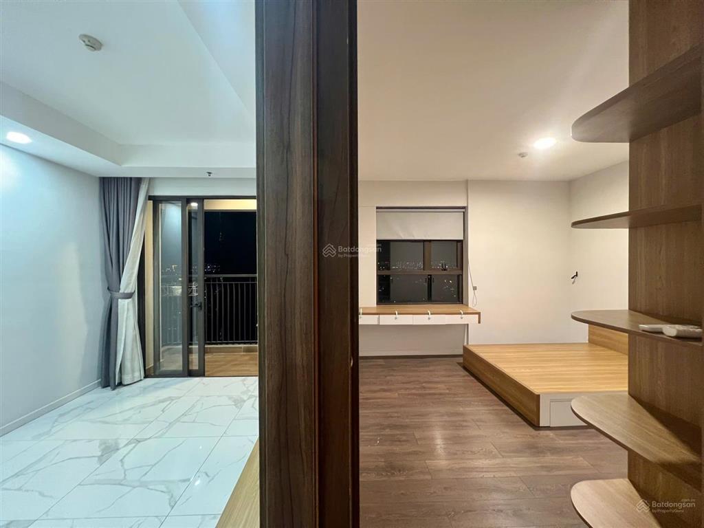 Căn góc đẹp 2 view landmark 81 opal boulevard, 85m2  2pn 2wc, sổ hồng sẵn , 4.15 tỷ nhận ở ngay !!