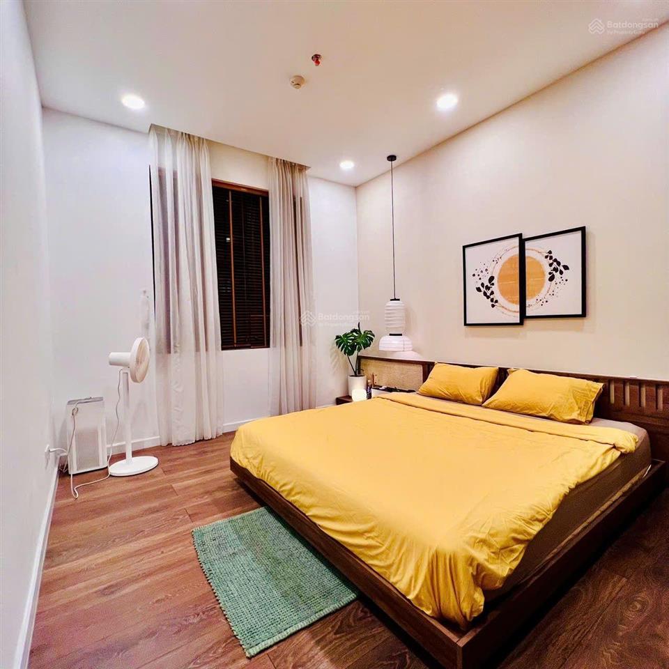 Chính chủ bán căn góc 88m2 đẹp 2 view landmark 81  3,98 tỷ, 2pn2wc, sổ hồng riêng, có nội thất đẹp