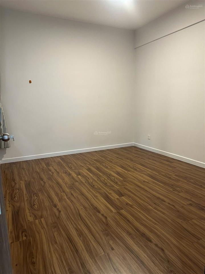 Chính chủ gửi bán căn hộ 80m², sổ hồng riêng, giảm còn 3.65 tỷ  view thoáng mát, không bị chắn!!