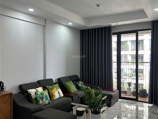 Chủ gấp!! bán căn 74m2, tặng full nội thất đẹp  sổ hồng riêng sẵn, view landmark 81, nhà ở ngay !!