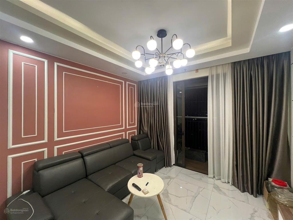 Chính chủ gửi bán căn hộ 3pn2wc  tặng full nội thất đẹp, sổ hồng riêng  4.75 tỷ, view landmark 81
