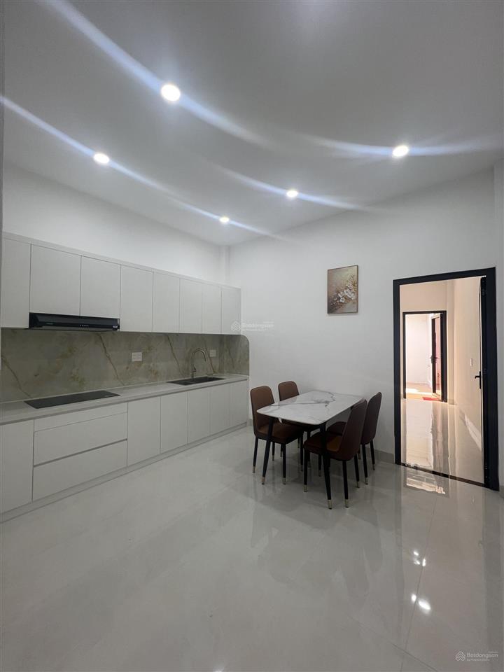Nhà đẹp 2 tầng 60m2  3pn  xvnt bình thạnh  sát q1  chỉ 6.4 tỷ  hoàn công đủ
