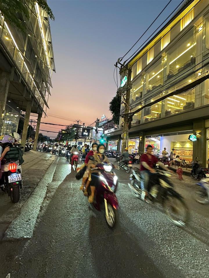 Cực phẩm 61m2, 3 tầng, hẻm xe hơi thông thoáng chỉ 6.4 tỷ  nguyễn văn khối  thông tây hội  p11