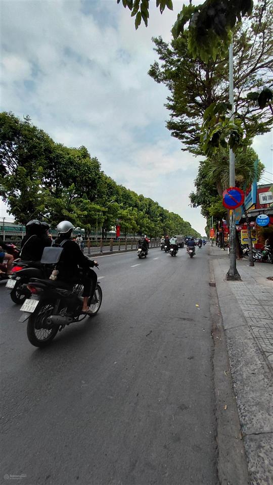 Bán nhà hẻm xe hơi, nở hậu tài lộc, 54m2 chỉ 5.5 tỷ, quang trung, thông tây hội, p8, gò vấp