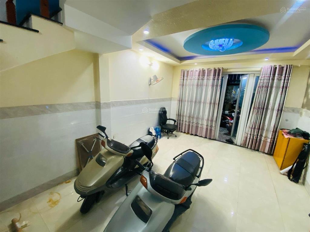 54m2  4 tầng btct  hẻm 6m tránh  nở hậu  4pn, 3wc  bán nhà phạm văn chiêu  phường 16  gò vấp