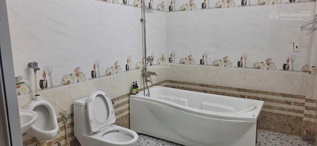 Siêu phẩm mặt tiền nguyễn thị búp ngang 5m 4 tầng btct