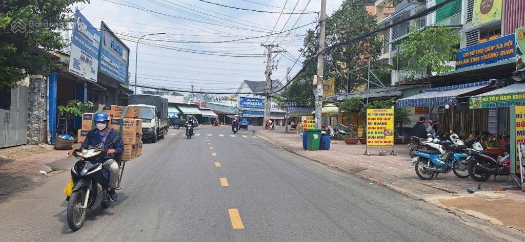 Siêu phẩm mặt tiền nguyễn thị búp ngang 5m 4 tầng btct