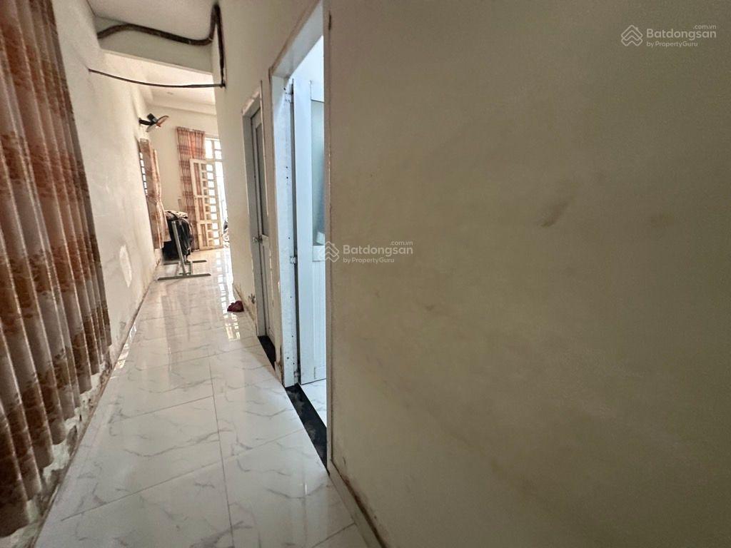 Nhà 2 mặt tiền hẻm xe hơi tân thới hiệp 21 vị trí đẹp giá tốt