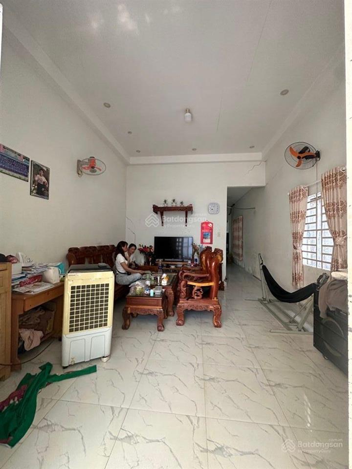 Nhà 2 mặt tiền hẻm xe hơi tân thới hiệp 21 vị trí đẹp giá tốt