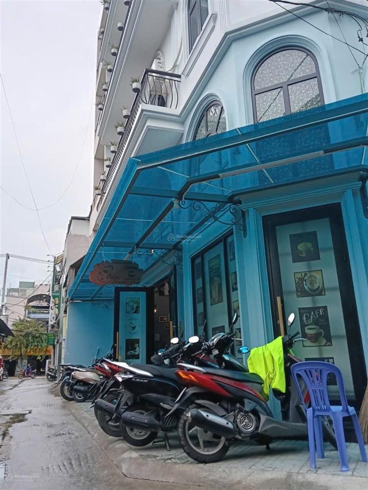 Toà chdv căn góc  5 tầng ngay nguyễn ảnh thủ  117m²  ngang 12m có thang máy, dòng tiền sẵn