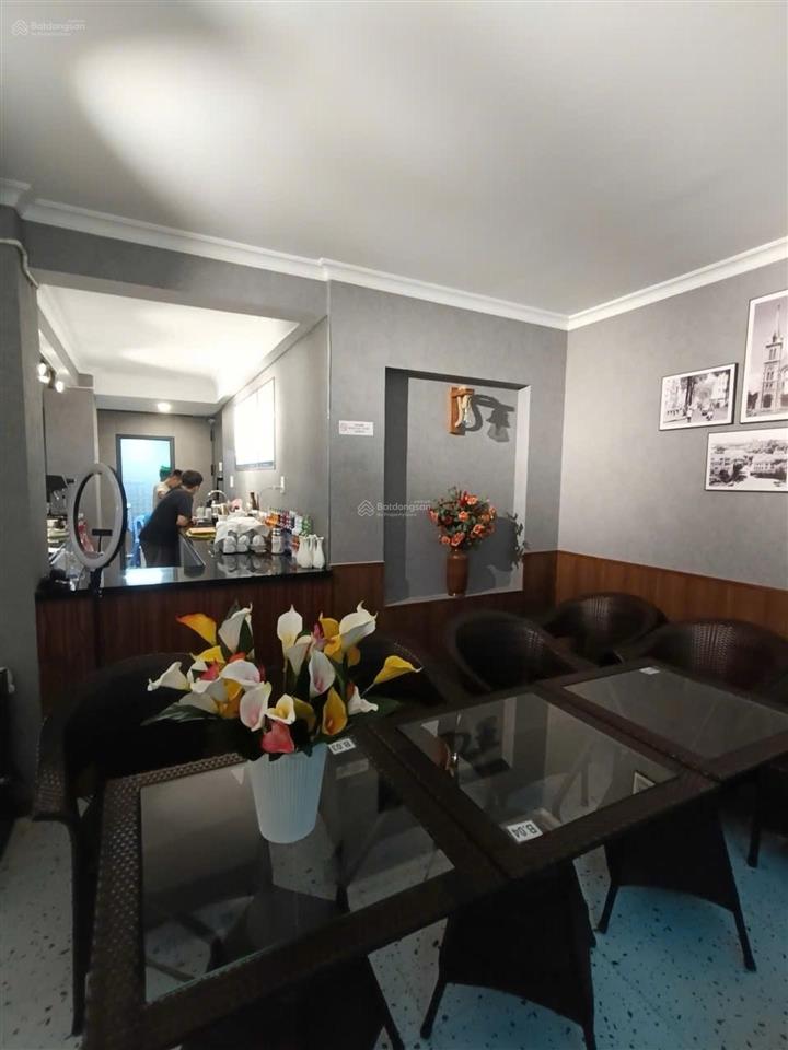 Toà chdv căn góc  5 tầng ngay nguyễn ảnh thủ  117m²  ngang 12m có thang máy, dòng tiền sẵn