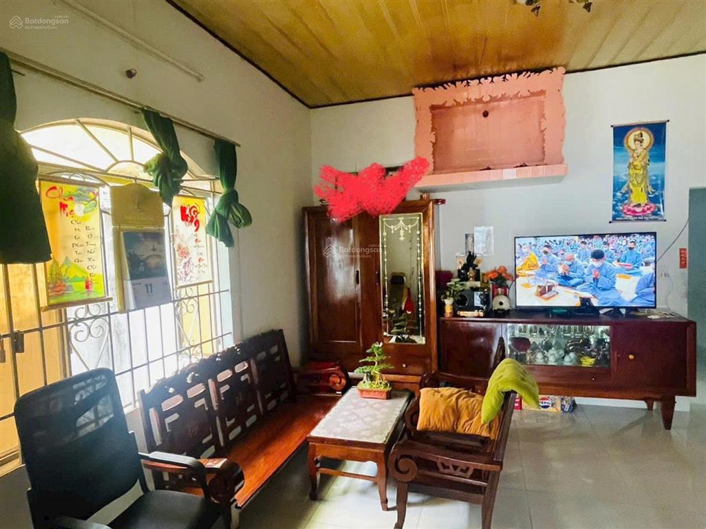 Nhà diện tích lớn lô góc chủ tự xây kiên cố trung tâm trung chánh