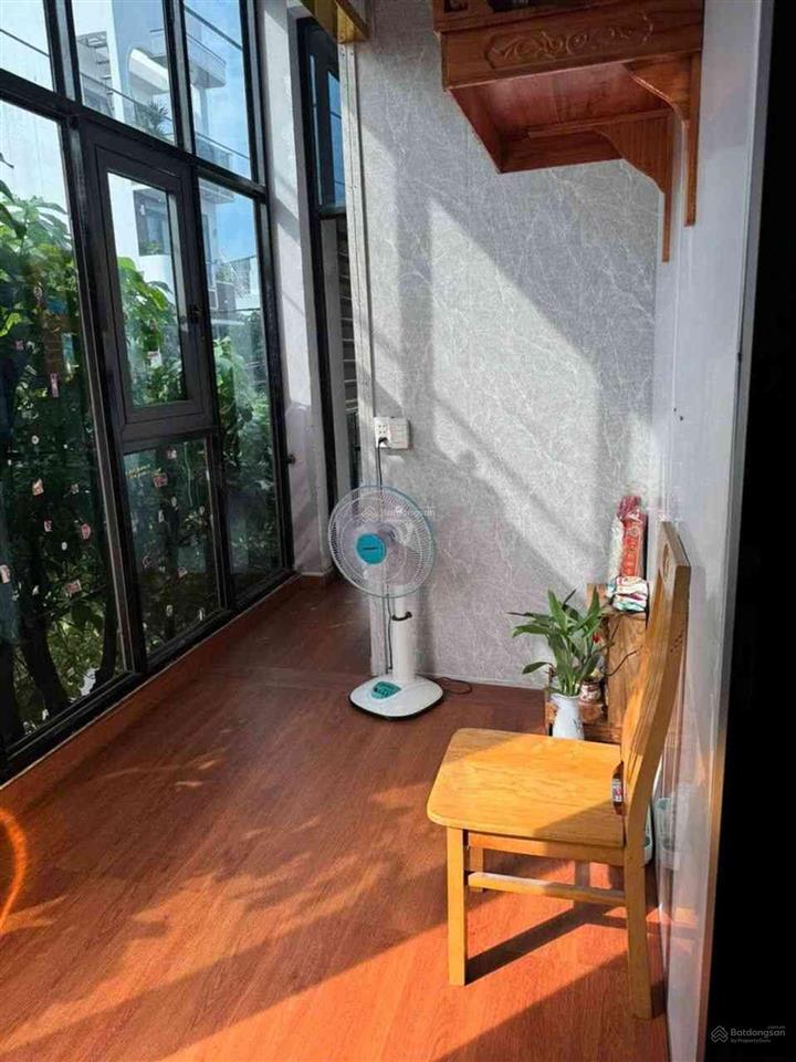 Mặt tiền kinh doanh 2 mặt tiền thoáng đẹp đang cho thuê 10 tr/tháng