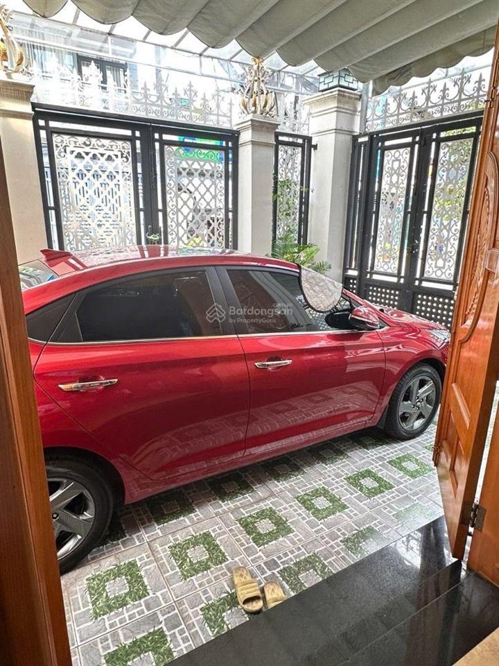 Nhà 5 tầng lâm thị hố lô góc hẻm xe tải tránh kinh doanh tốt