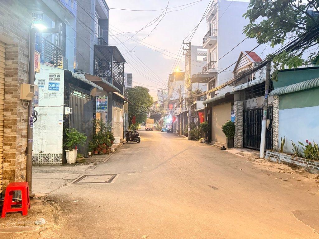 Nhà 5 tầng lâm thị hố lô góc hẻm xe tải tránh kinh doanh tốt