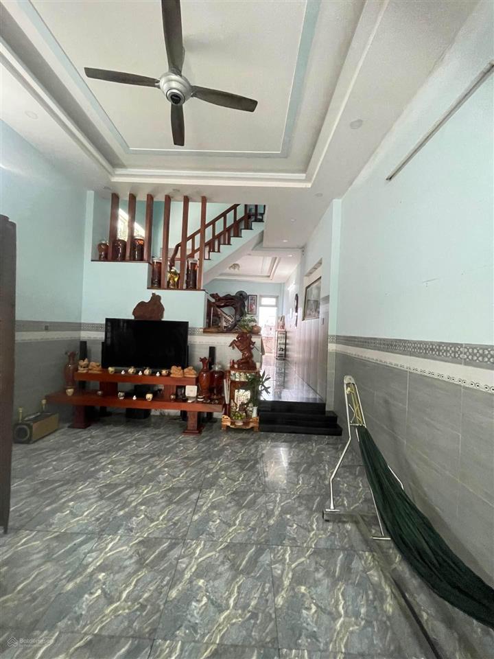 Phạm thị giây nhà 2 tầng ngang 8m, đường nhựa 10m, giá cực hấp dẫn