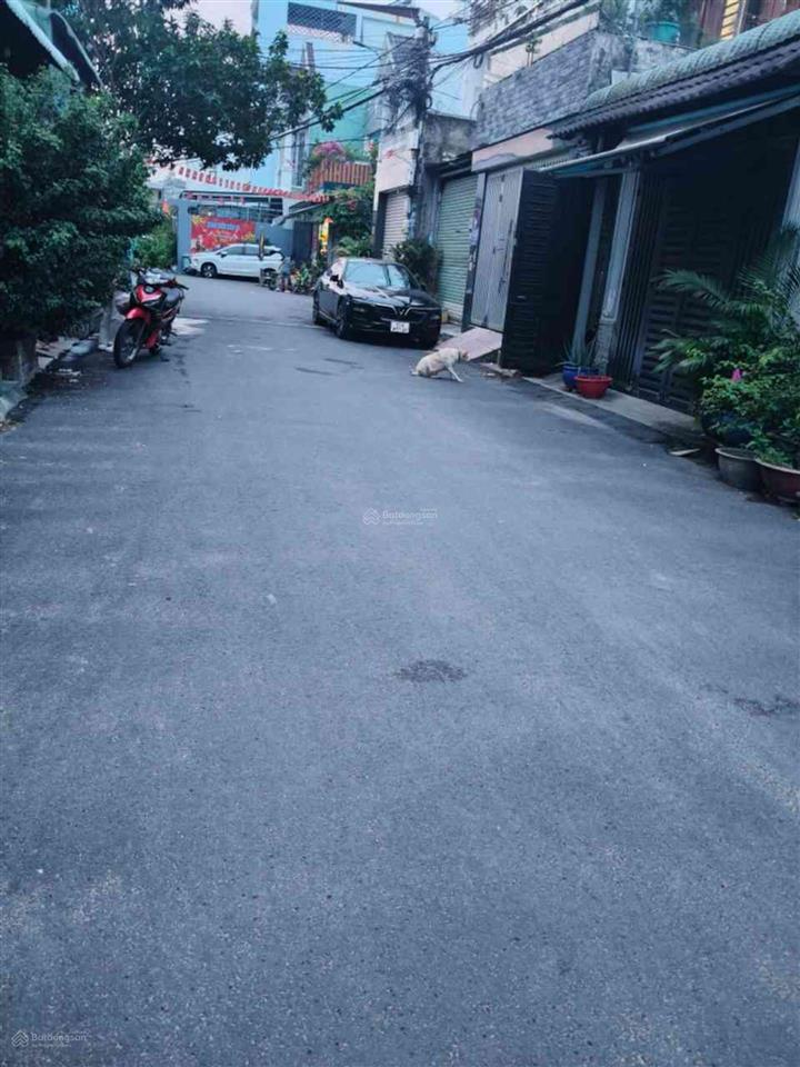 Hẻm xe tải 7m thông lô góc khu phân lô dân trí cao  bà điểm  hóc môn
