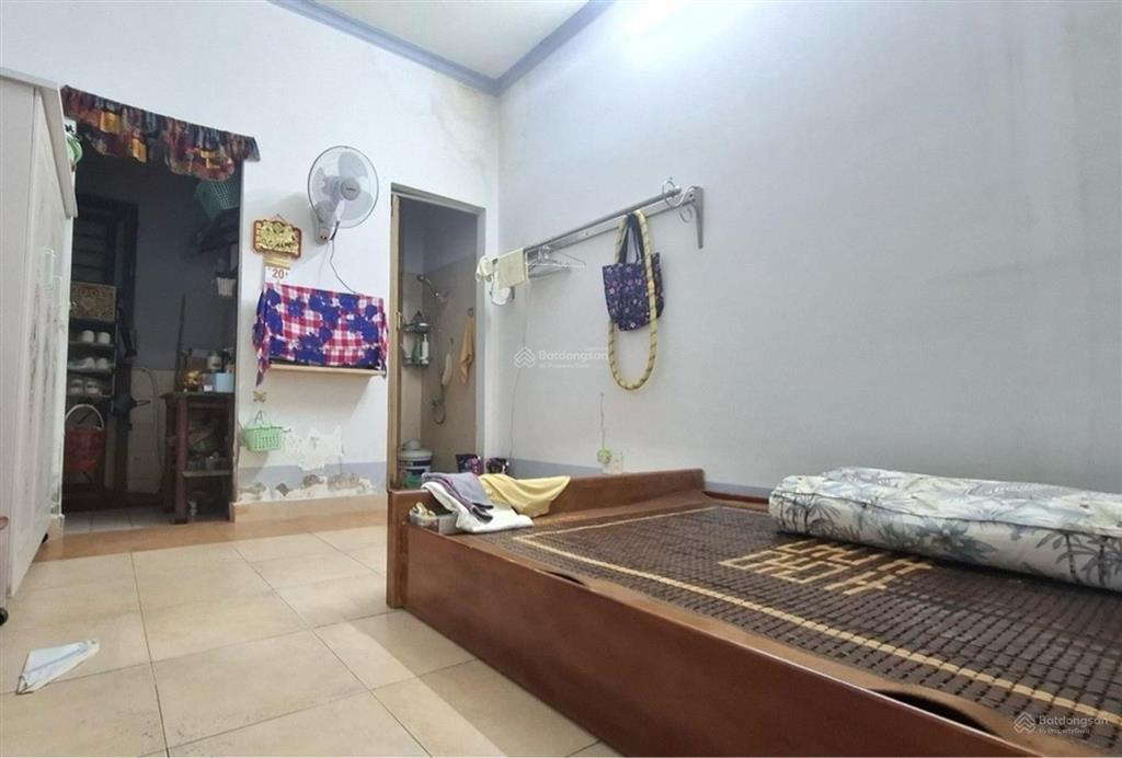 Nhà chính chủ ngang khủng 10m  vị trí vip ngay ngã tư trung chánh 1/ nguyễn ảnh thủ