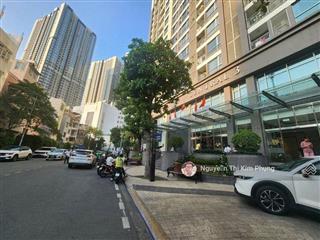 Bán căn hộ vinhomes central park 3  bình thạnh  73.3m2 chỉ 9tỷ750 sổ riêng