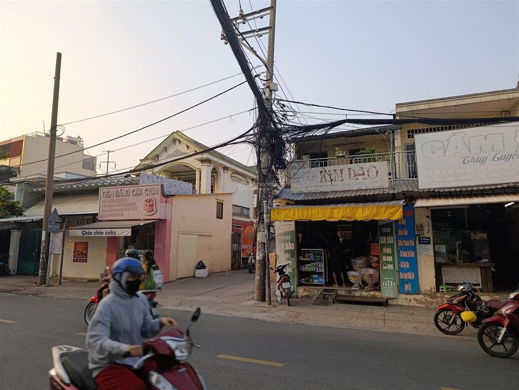Chủ cần bán gấp nhà mặt tiền đường kinh doanh đường mã lò bình tân