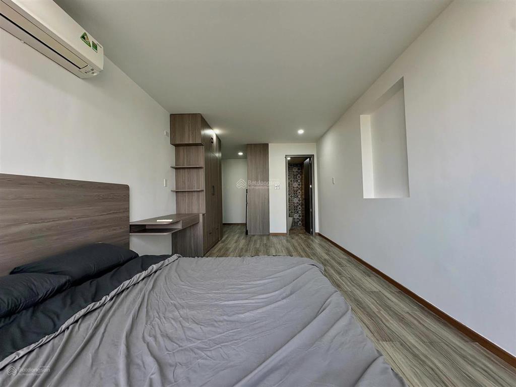 Cho thuê studio 35m2  ban công  view thoáng  full nội thất  gần cầu sài gòn