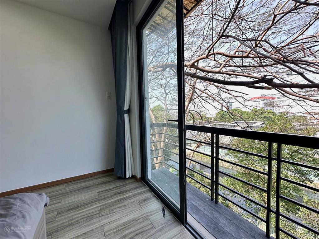 Cho thuê studio 35m2  ban công  view thoáng  full nội thất  gần cầu sài gòn
