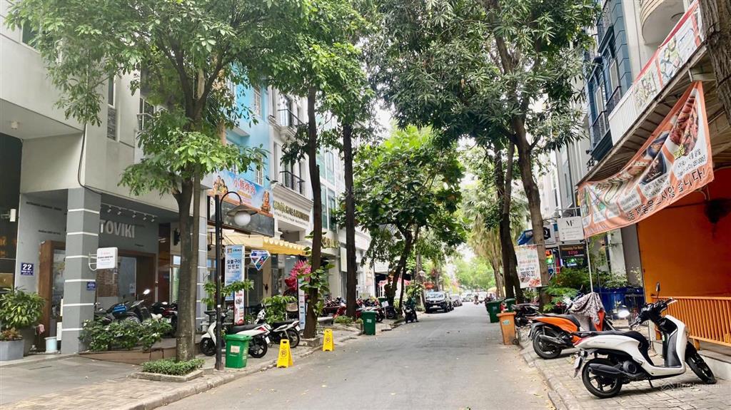 Cam kết tin chuẩn 100% bán nhà phố khu hưng gia hưng phước, có thang máy
