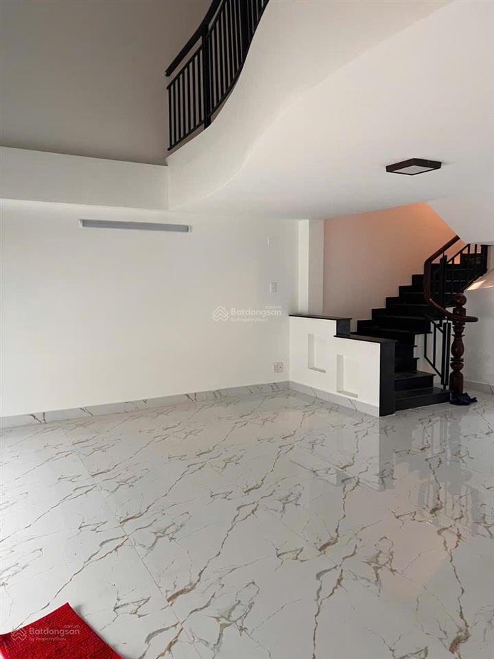 Cam kết tin chuẩn 100% bán nhà phố khu hưng gia hưng phước, có thang máy