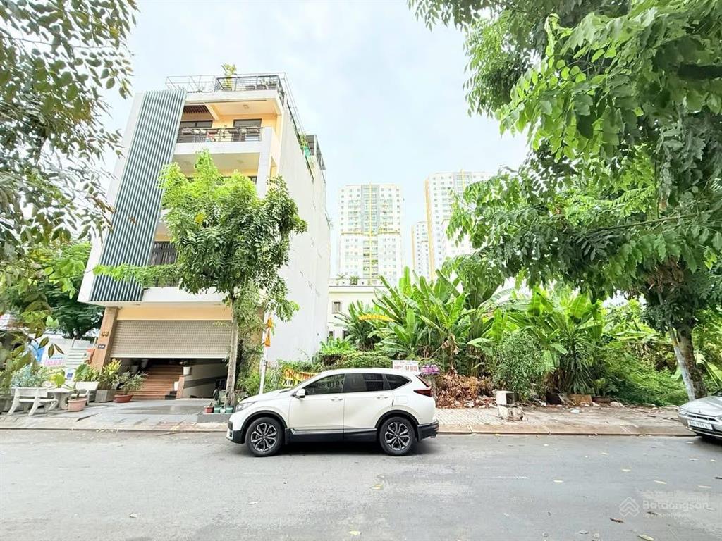 Cam kết thông tin chuẩn giá tốt  lô đất 7x19m liền kề phú mỹ hưng (được xây hầm + 5 lầu)