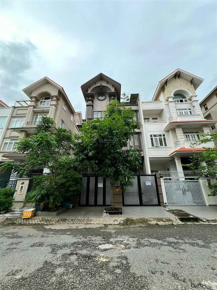 Cho thuê biệt thự kdc him lam  tân hưng  q7