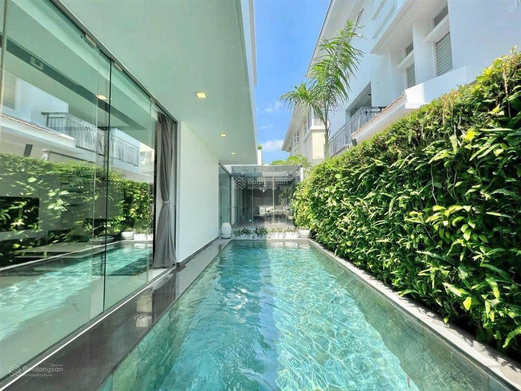 Biệt thự đẹp có hồ bơi  phú mỹ hưng