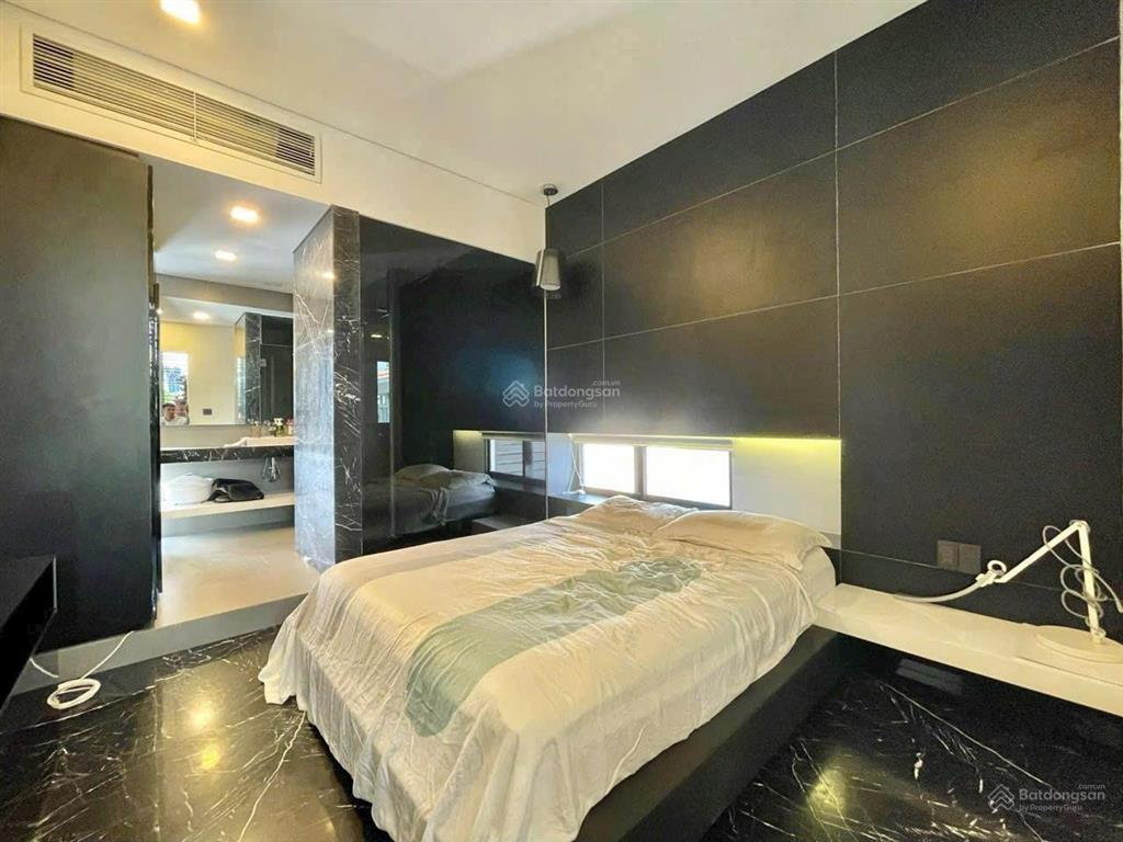 Biệt thự đẹp có hồ bơi  phú mỹ hưng