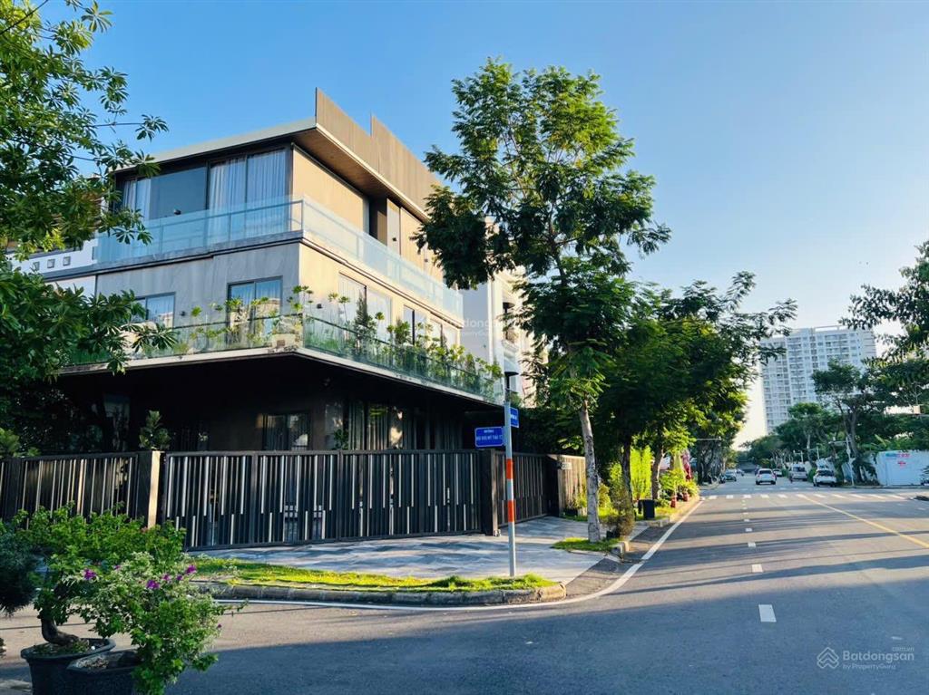 Biệt thự siêu đẹp căn góc view công viên  phú mỹ hưng