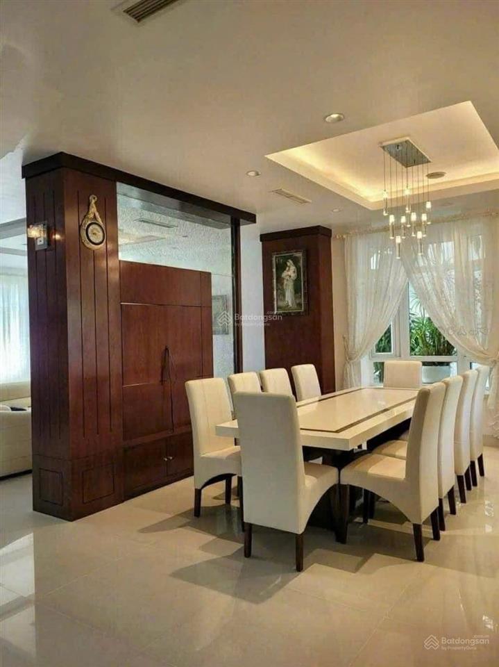 Biệt thự khu compound phú gia  phú mỹ hưng