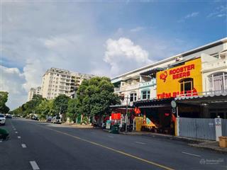 Cho thuê biệt thự khu mỹ thái, mặt tiền đường phú mỹ hưng tiện kinh doanh