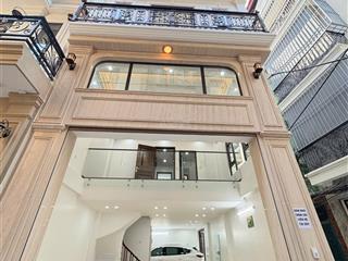 Chính chủ gửi bán nhà phố hoàng văn thái, thanh xuân phân lô gara ôtô, 7t thang máy 65m2, mt 5,2m