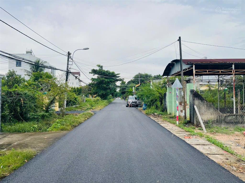 Đất full thổ cư 150m2 ngay chợ việt kiều, củ chi. chính chủ, sổ hồng riêng