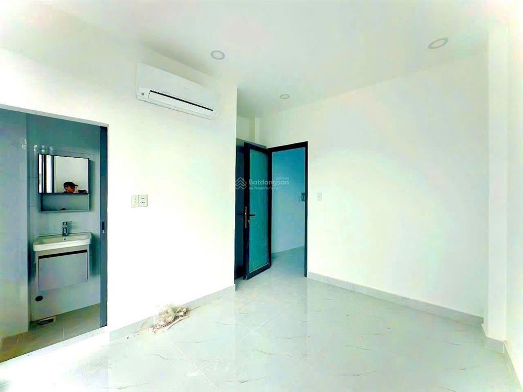 Mặt tiền kinh doanh  ngay chợ gò vấp  giá 4.5 tỷ  3pn