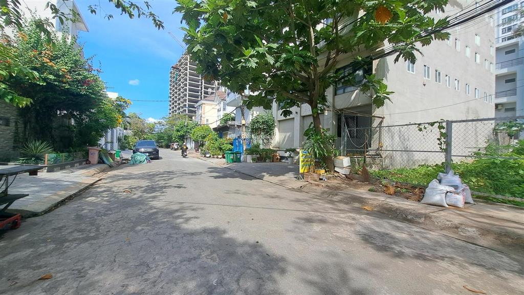 Đất làng đại học 5x20m giá 9,19 tỷ lô độc giá tốt