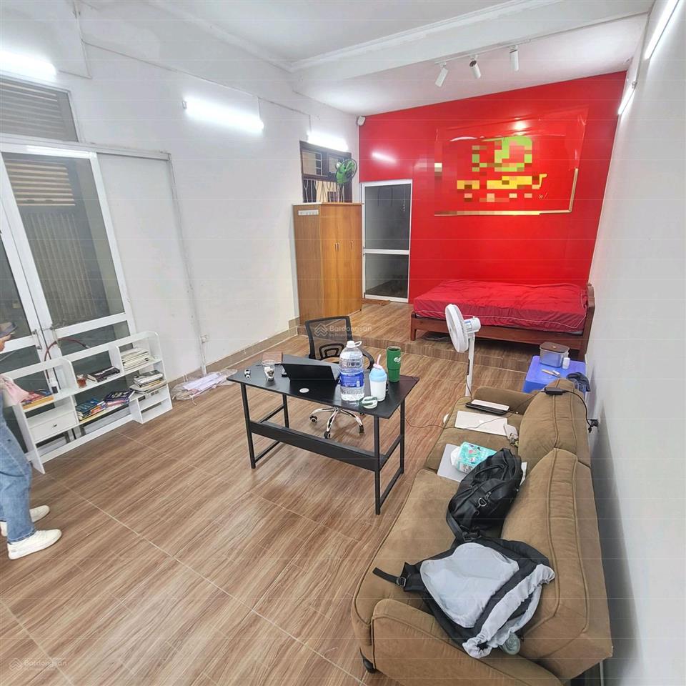 Cho thuê văn phòng đẹp xuất sắc tại tam trinh, 6 triệu vnd, 50m²