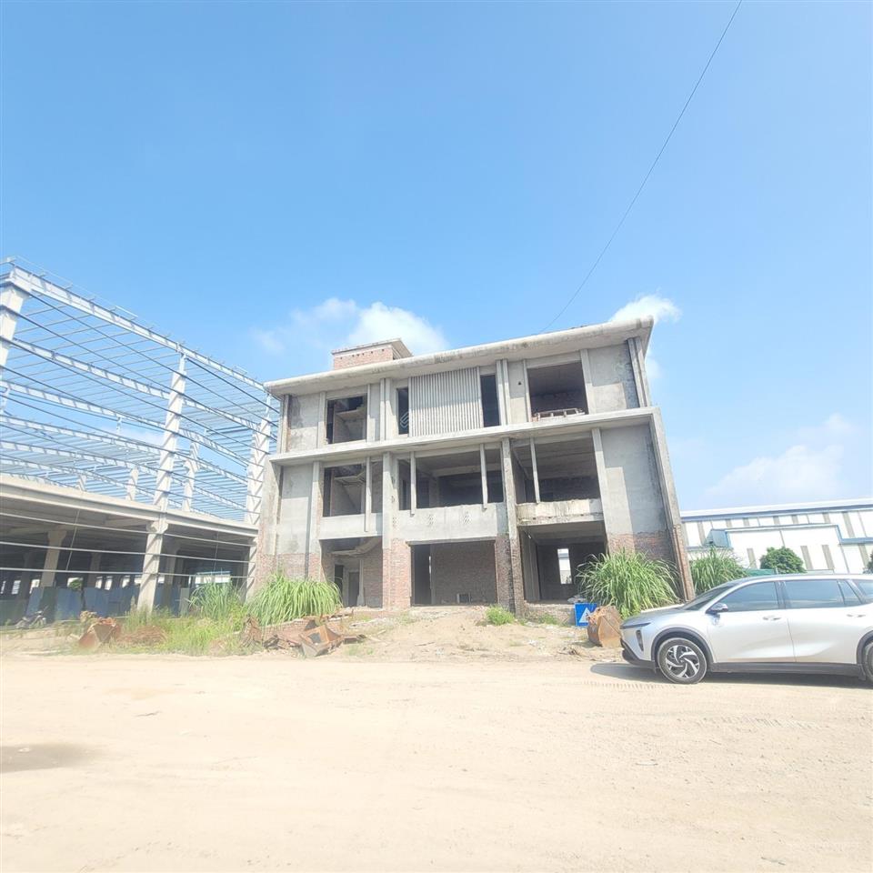 Cho thuê kho, nhà xưởng 1600m2 tại phố nối a, bần yên nhân, 100 nghìn vnd/m2/th