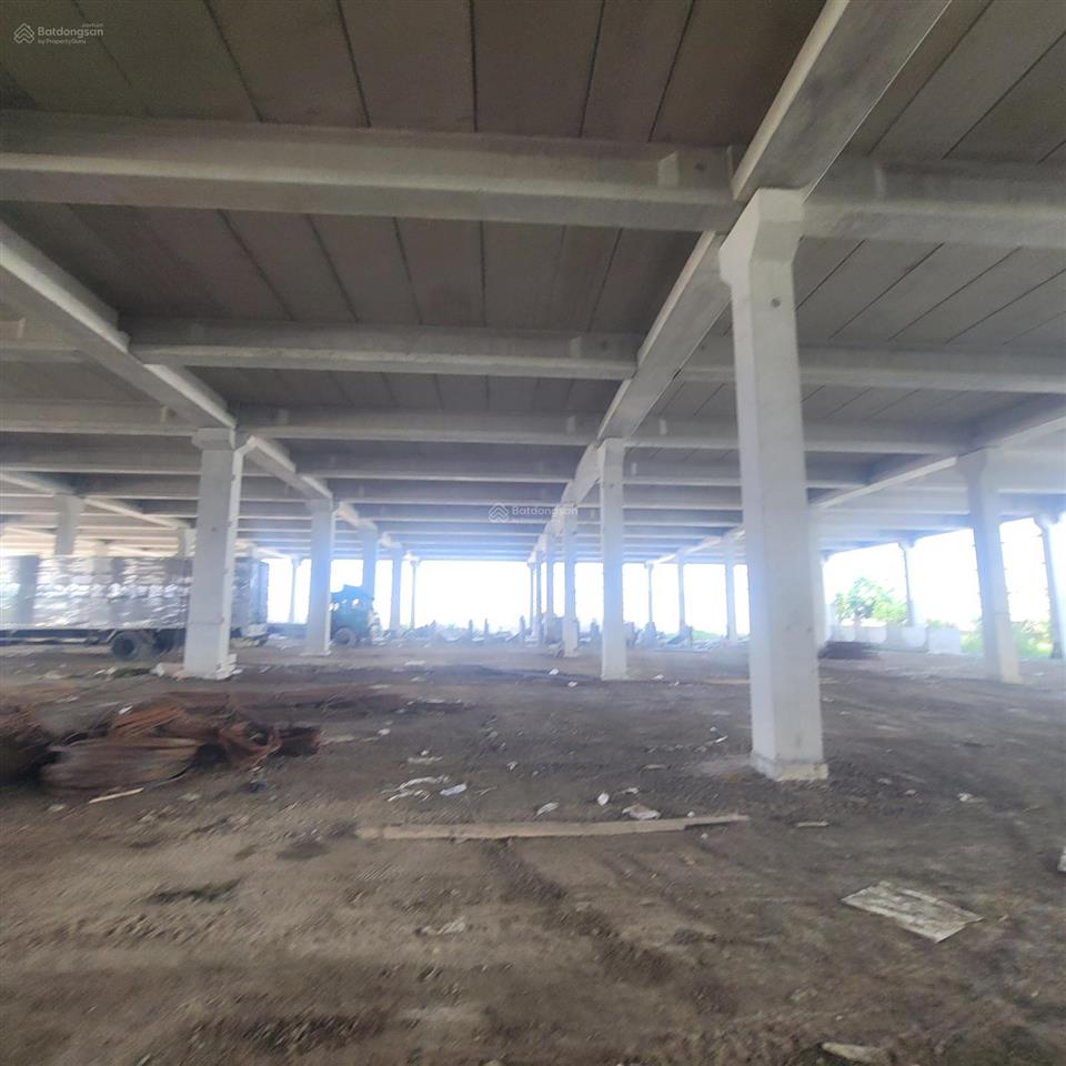 Cho thuê kho, nhà xưởng 1600m2 tại phố nối a, bần yên nhân, 100 nghìn vnd/m2/th