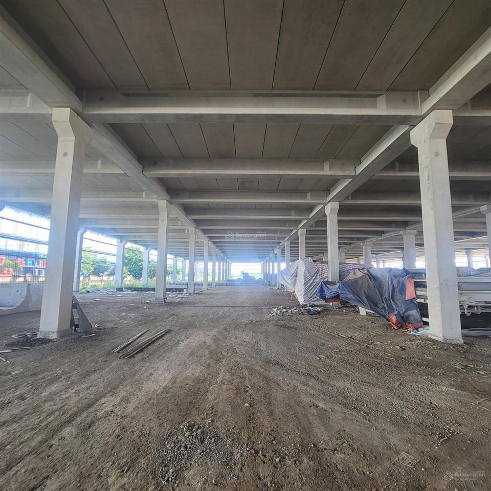Cho thuê kho, nhà xưởng 1600m2 tại phố nối a, bần yên nhân, 100 nghìn vnd/m2/th