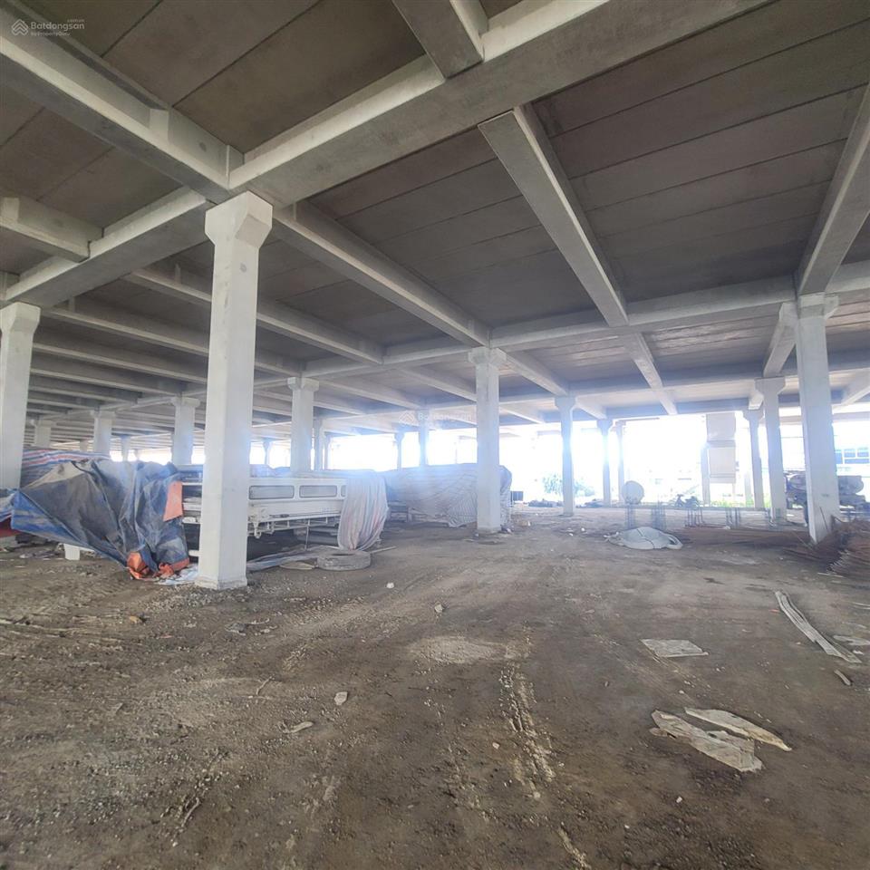Cho thuê kho, nhà xưởng 1600m2 tại phố nối a, bần yên nhân, 100 nghìn vnd/m2/th