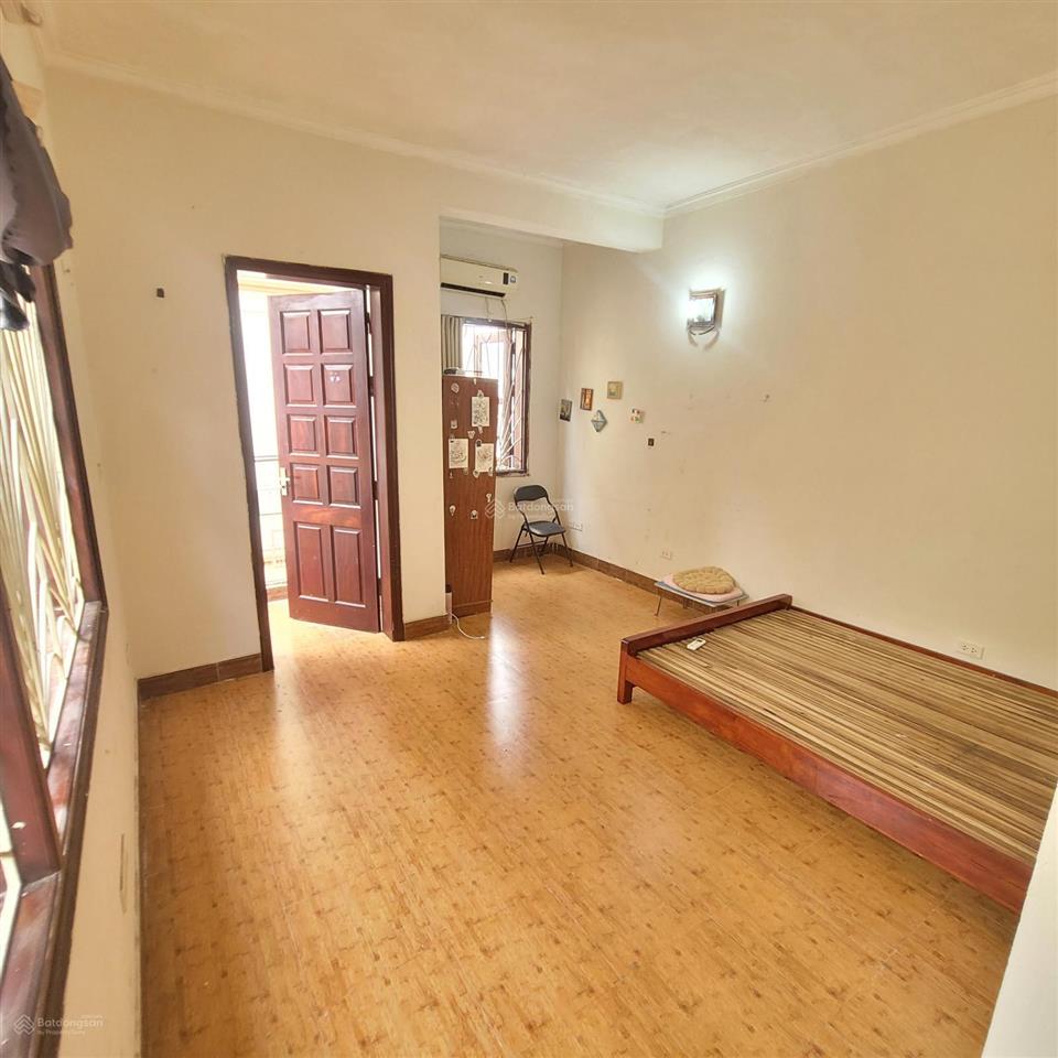 Chính chủ cho thuê phòng 30m2, giá 3tr, ngõ 989 tam trinh, hoàng mai